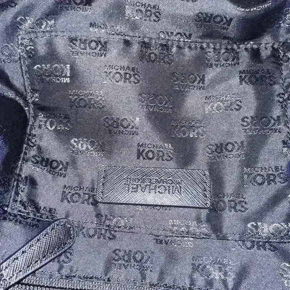 Michael Kors Ariana Large Nylon ToteShoulder Bag with Leather Handles Black! - Picture 10 of 10